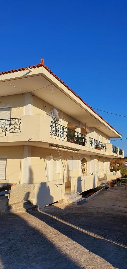 Darya Apartments อาร์กอสโตลี ภายนอก รูปภาพ